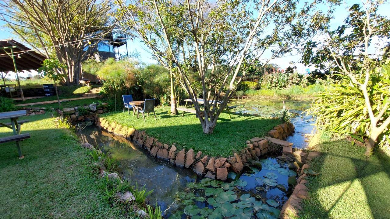 Yellow Haven Lodge Kampala Exterior photo